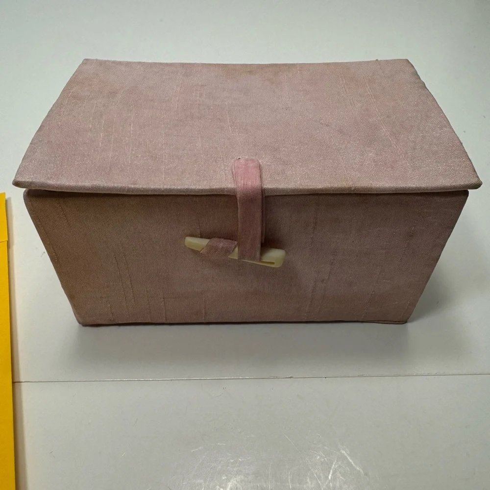 Pier 1 Li Bien Glass Easter Egg decor on Stand 2001 w/pink storage box.